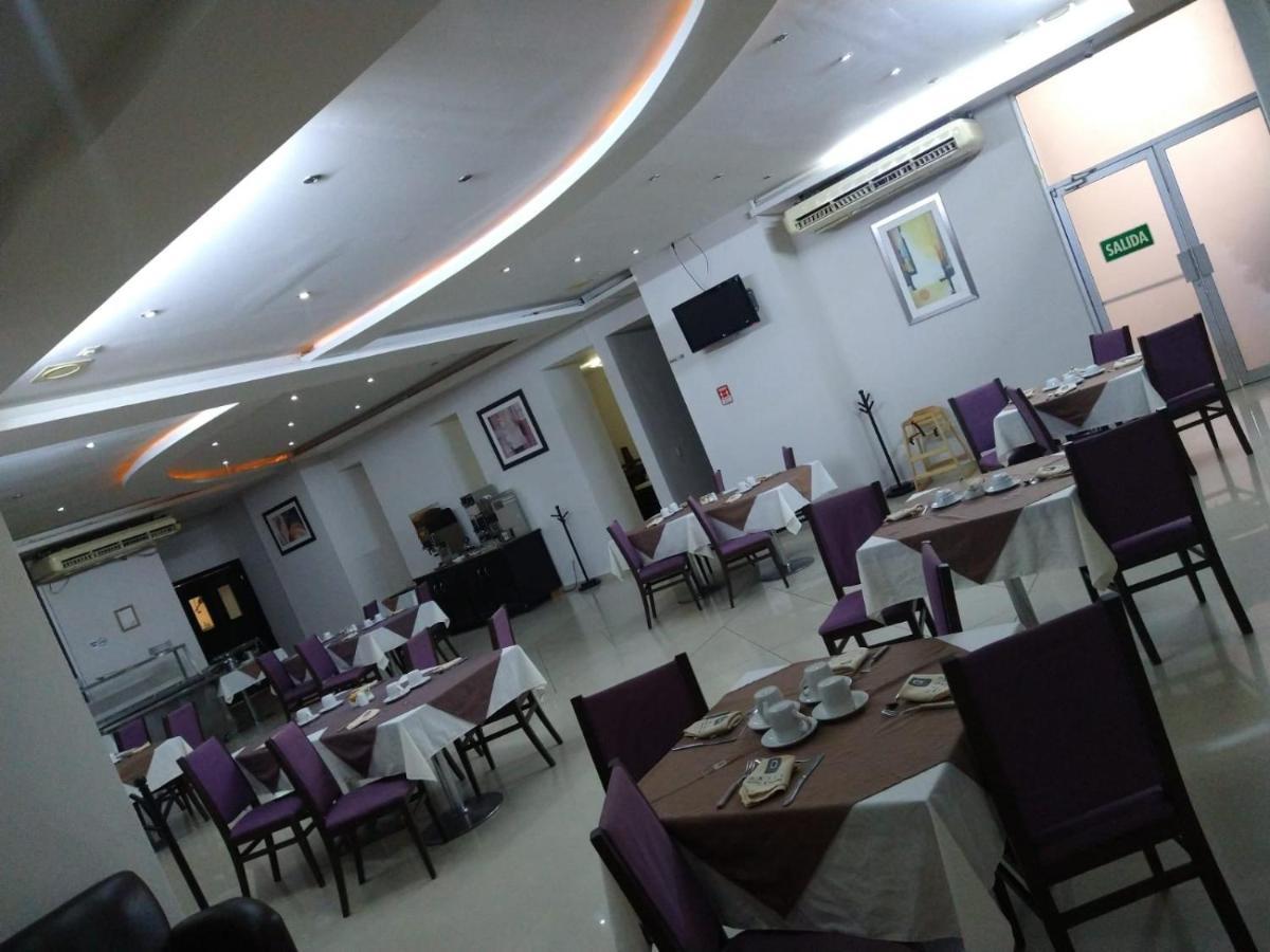 Hotel Oasis Heroica Caborca 外观 照片