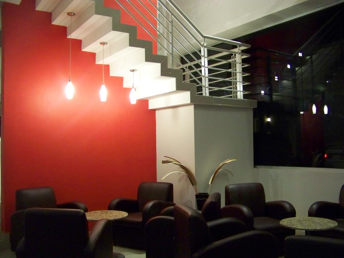 Hotel Oasis Heroica Caborca 外观 照片