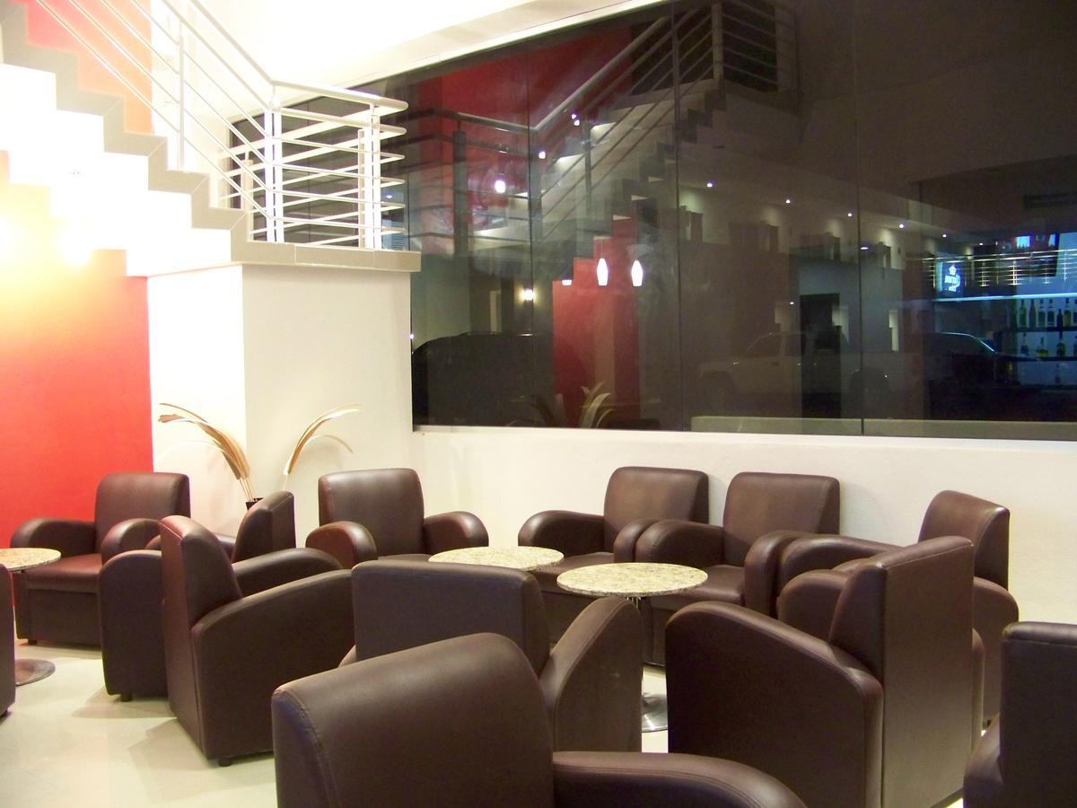 Hotel Oasis Heroica Caborca 外观 照片